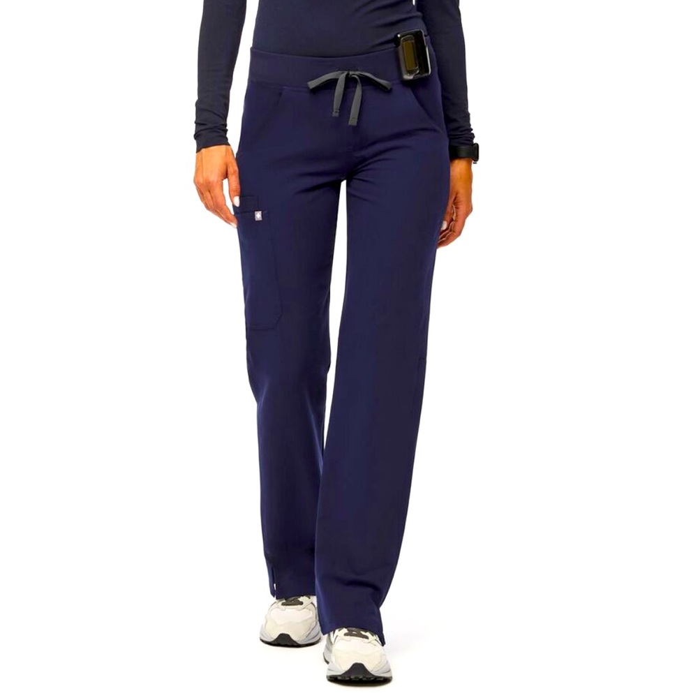 Kade Cargo Scrub Pants in Navy